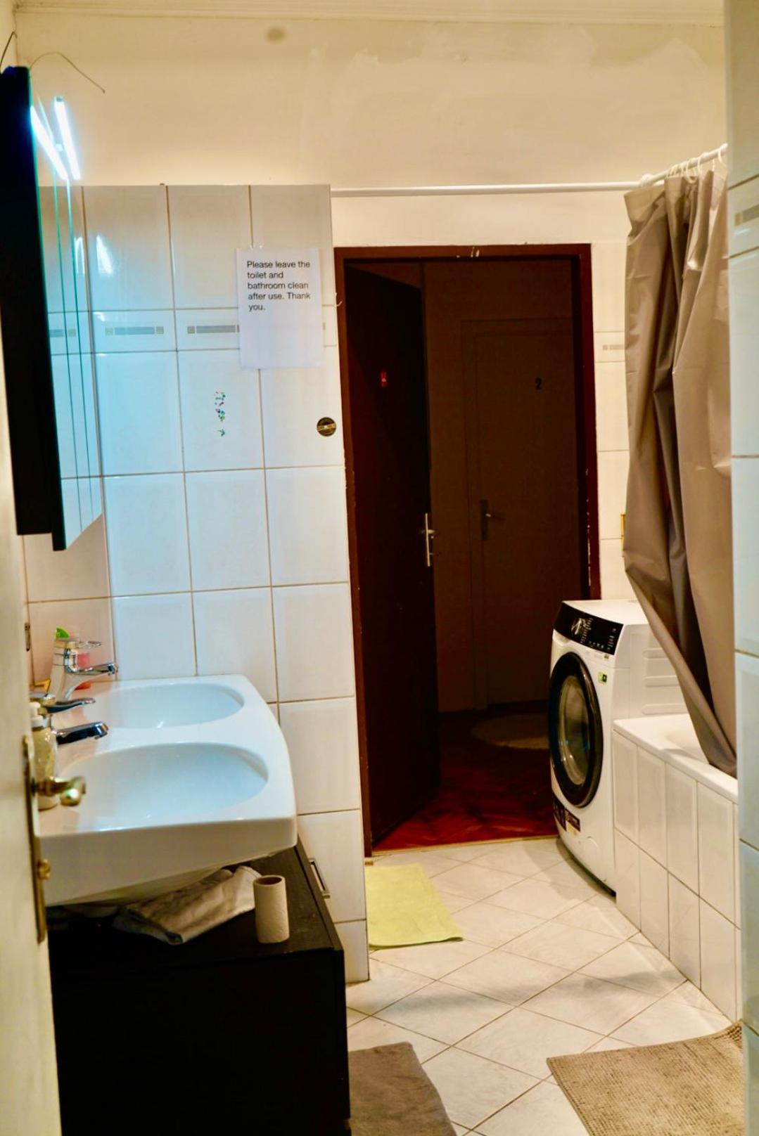 Schoepfwerk Hostel 10 Wien Eksteriør bilde